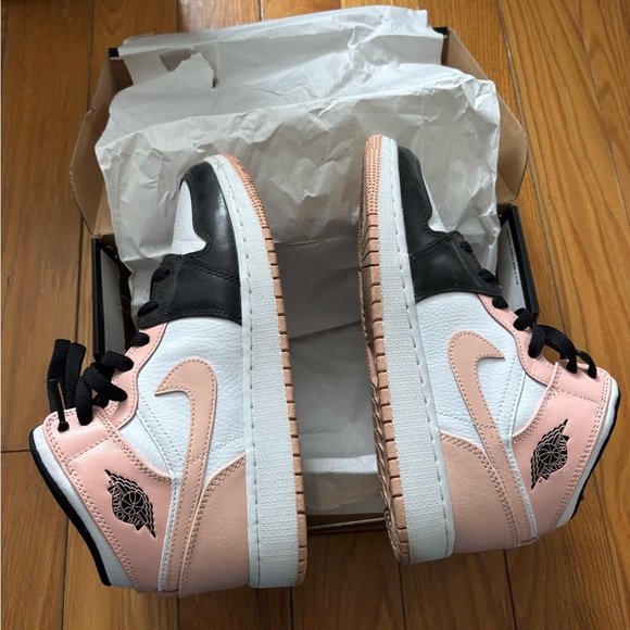 Jordan Shoes - Jordan Air 1 Mid (GS) in White, Orange, and Black